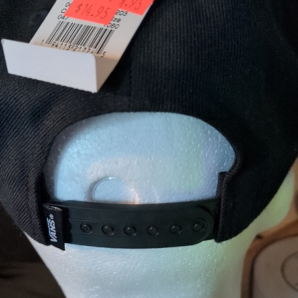 Black Cap with Yellow Skull Emblem - Picture 3 of 5